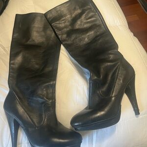 Elegant Black Leather Knee-High Boots